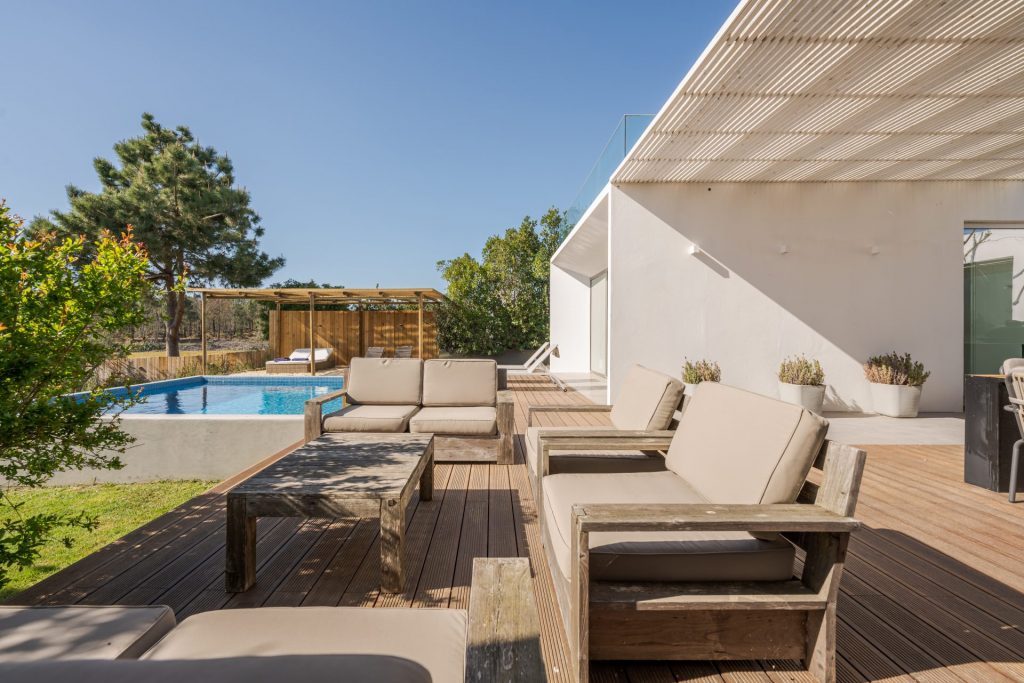 modern villa with pool and deck with interior 2022 05 10 02 44 43 utc